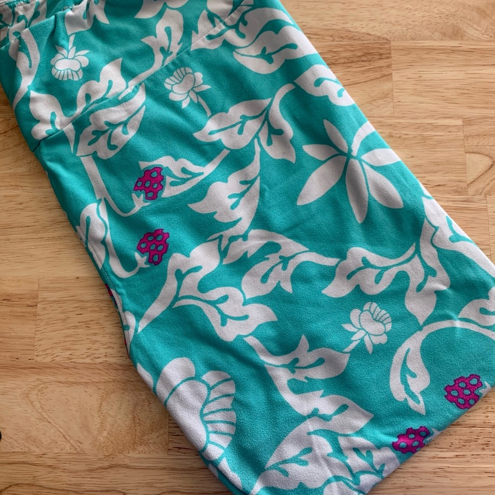 EUC - TC Teal, White, and Pink Lularoe leggings